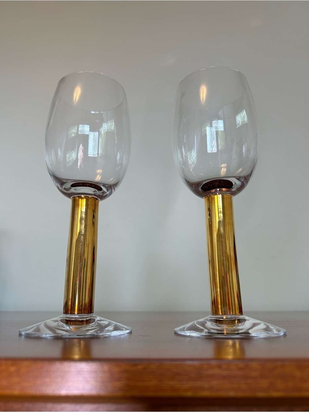 Orrefors Nobel crystal Wine Glasses with Gold Stems - Pair in box